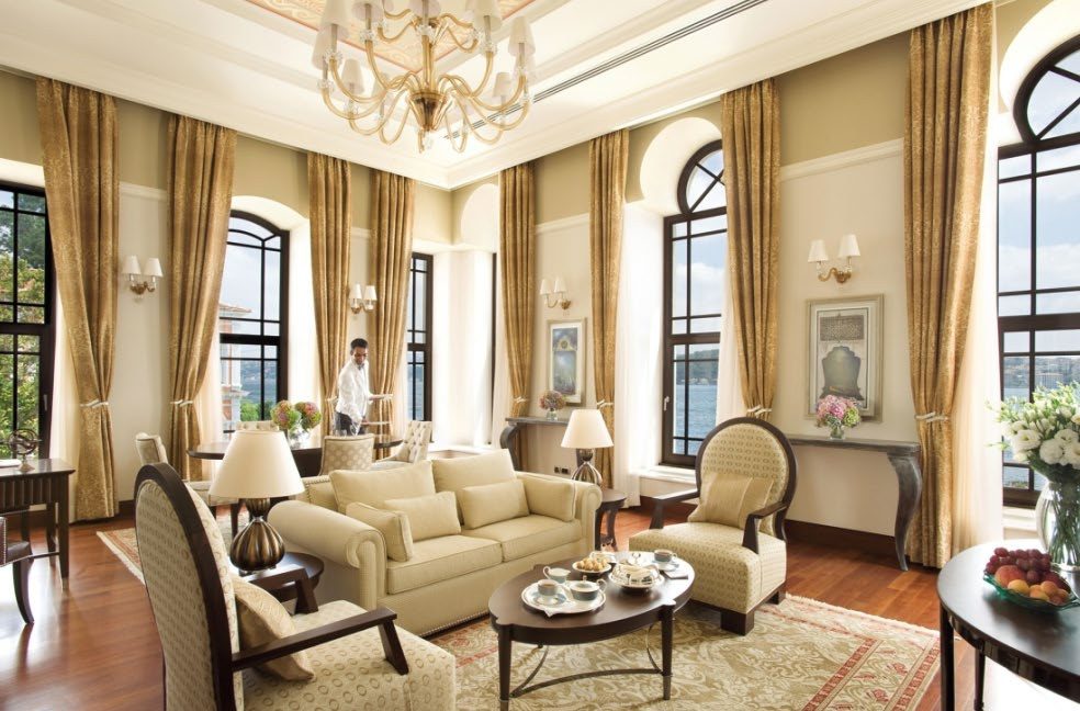 Suite living room